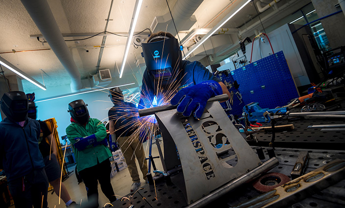 UCSD Makerspace welder